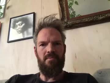 Bingolingo33 Chaturbate stream image from February 18, 2025
