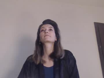 Deelightfull Chaturbate stream image from February 18, 2025