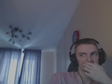 Gasturfahe Chaturbate stream image from February 18, 2025