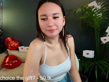 Margeritirell Chaturbate stream image from February 18, 2025