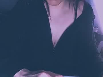 Hazelrose8898 Chaturbate stream image from February 18, 2025
