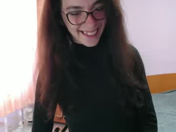Isabella_Noir Chaturbate stream image from February 18, 2025