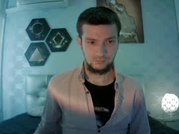 Miklefor Chaturbate stream image from February 18, 2025