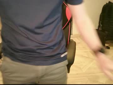 Zyriosben Chaturbate stream image from February 18, 2025