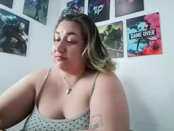 Amore_Lucy Chaturbate stream image from February 18, 2025