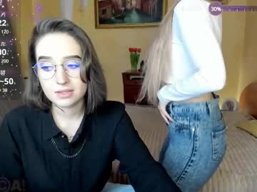 Alexa_Glory Chaturbate stream image from February 18, 2025