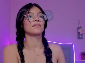 Emmahale_ Chaturbate stream image from February 18, 2025