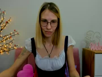 Emmakriss Chaturbate stream image from February 18, 2025