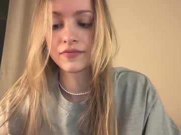 Fflloowweerr Chaturbate stream image from February 18, 2025