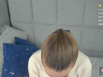 Gwencarter Chaturbate stream image from February 18, 2025