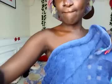 Honeysspicy Chaturbate stream image from February 18, 2025