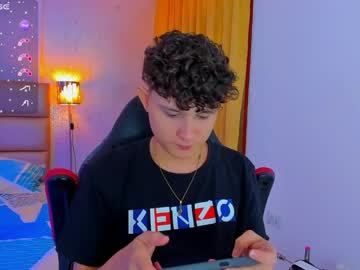 Crisbell__ Chaturbate stream image from February 18, 2025