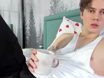 Danny_Love01 Chaturbate stream image from February 18, 2025