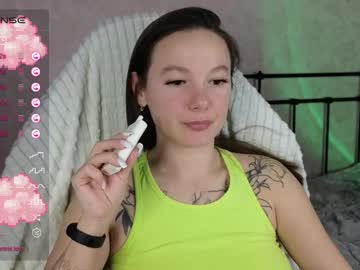 Lil_Luna_X Chaturbate stream image from February 18, 2025