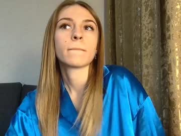 Lovelykatea Chaturbate stream image from February 18, 2025