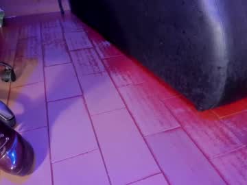 Olivia_Seex Chaturbate stream image from February 18, 2025