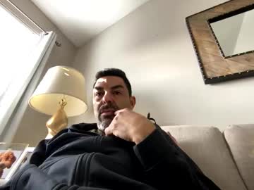Roblatino12 Chaturbate stream image from February 18, 2025