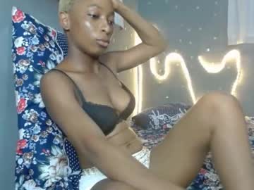 Xcreamypussy Chaturbate stream image from February 18, 2025
