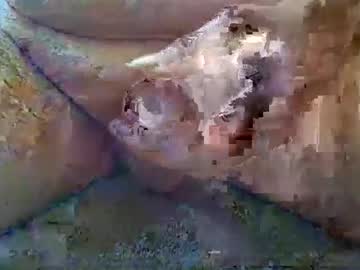 Girafsnoop Chaturbate stream image from February 18, 2025
