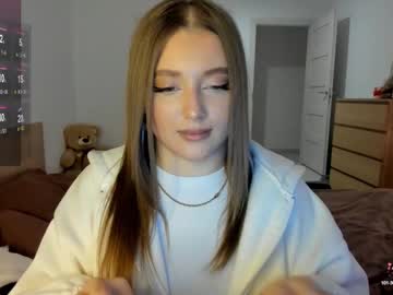 Ju_Lii Chaturbate stream image from February 18, 2025