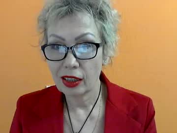 Nessyjenixs Chaturbate stream image from February 18, 2025