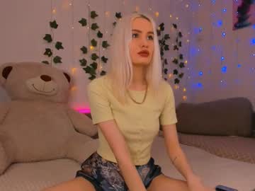 S1rena_M1lano Chaturbate stream image from February 18, 2025