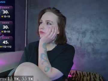 Witchmooon Chaturbate stream image from February 18, 2025