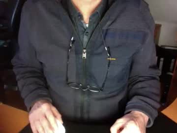 Amor2200 Chaturbate stream image from February 18, 2025