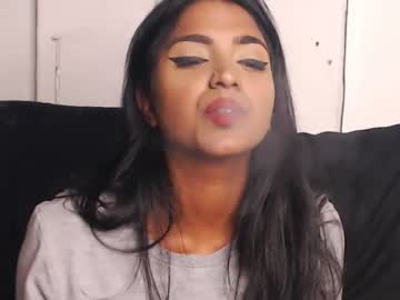 Delilah_Blazee Chaturbate stream image from February 18, 2025