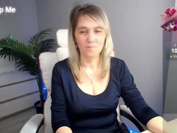 Divine_Lady_ Chaturbate stream image from February 18, 2025