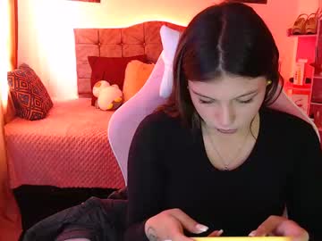 Jennal_010 Chaturbate stream image from February 18, 2025