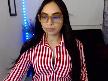 Letiziasmith Chaturbate stream image from February 18, 2025