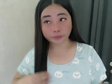 Miya_Licious Chaturbate stream image from February 18, 2025