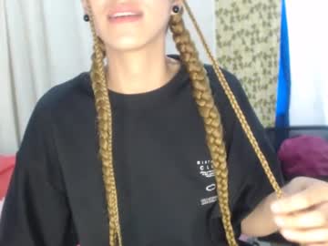 Sophia_Smith18 Chaturbate stream image from February 18, 2025