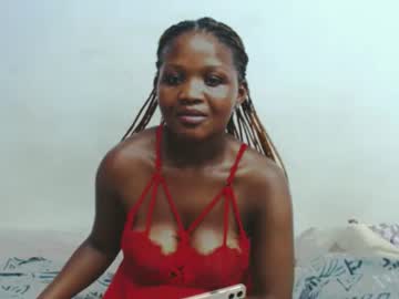 Kittykrush03 Chaturbate stream image from February 18, 2025