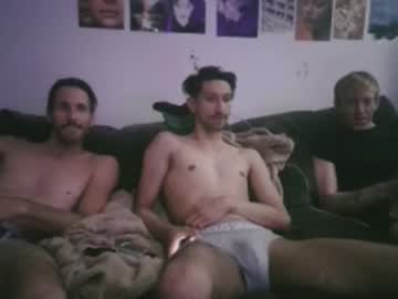 Mykoxin Chaturbate stream image from February 18, 2025