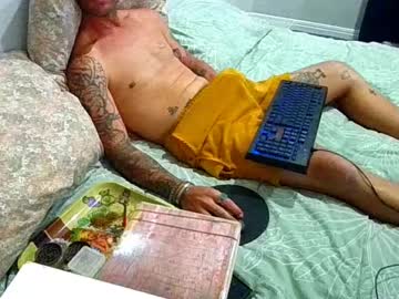 Noelzy_420 Chaturbate stream image from February 18, 2025