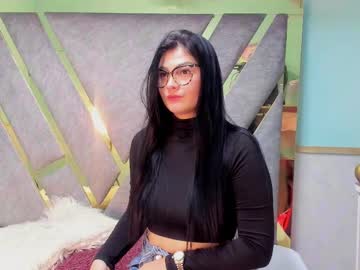 Danna_Cortezz Chaturbate stream image from February 18, 2025