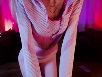Elzal0ve Chaturbate stream image from February 18, 2025