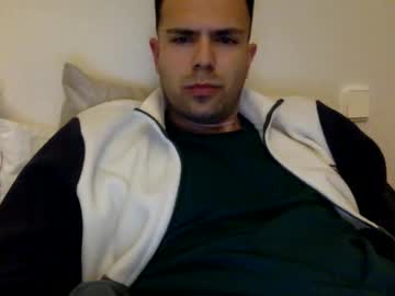 Javierscm Chaturbate stream image from February 18, 2025