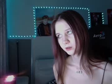 Juli_4a Chaturbate stream image from February 18, 2025