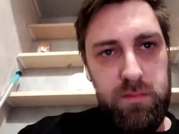 Mikavfr Chaturbate stream image from February 18, 2025