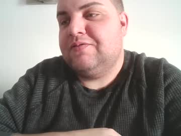 Omgmikeydidwhat Chaturbate stream image from February 18, 2025