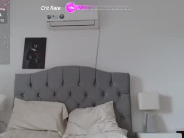 Paris_Lov3 Chaturbate stream image from February 18, 2025