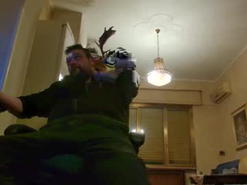 Pinopinoxxx Chaturbate stream image from February 18, 2025