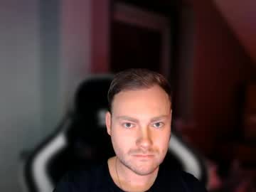 Sub_Austr Chaturbate stream image from February 18, 2025