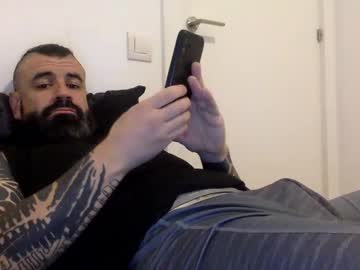 Txalkan6060 Chaturbate stream image from February 18, 2025