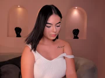 Dannagibbs Chaturbate stream image from February 18, 2025
