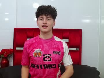 Dominik__Baker Chaturbate stream image from February 18, 2025