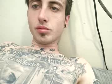 Hitthewronglick Chaturbate stream image from February 18, 2025